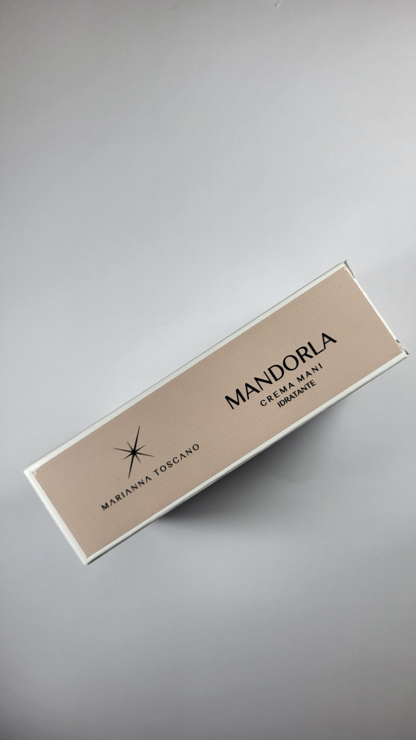 MANDORLA crema mani idratante