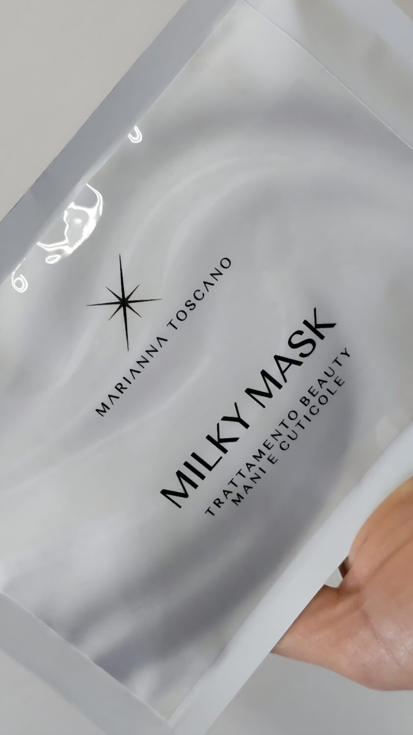 MILKY MASK maschera mani e cuticole trattamento intensivo